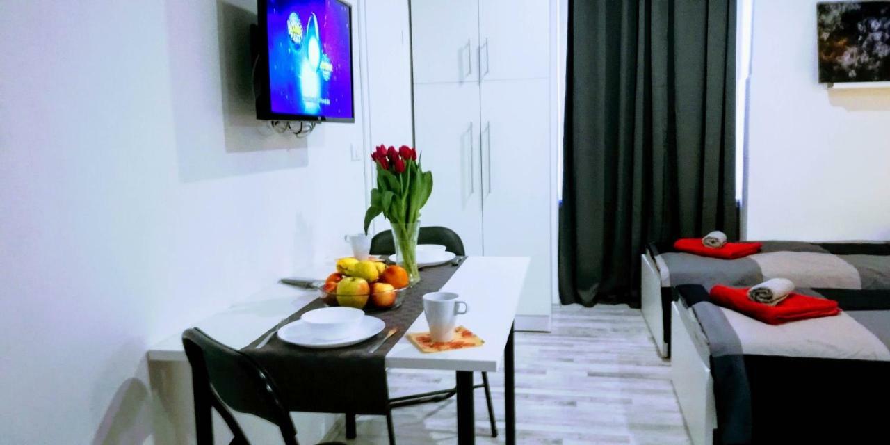 Zpula Center Apartments And Rooms Ngoại thất bức ảnh