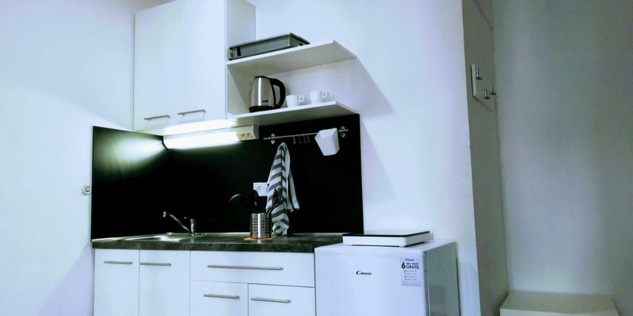 Zpula Center Apartments And Rooms Ngoại thất bức ảnh