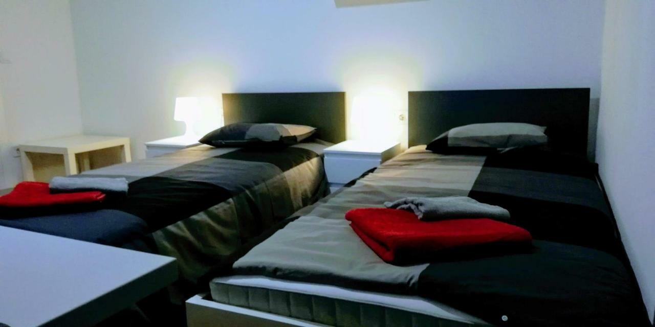Zpula Center Apartments And Rooms Ngoại thất bức ảnh