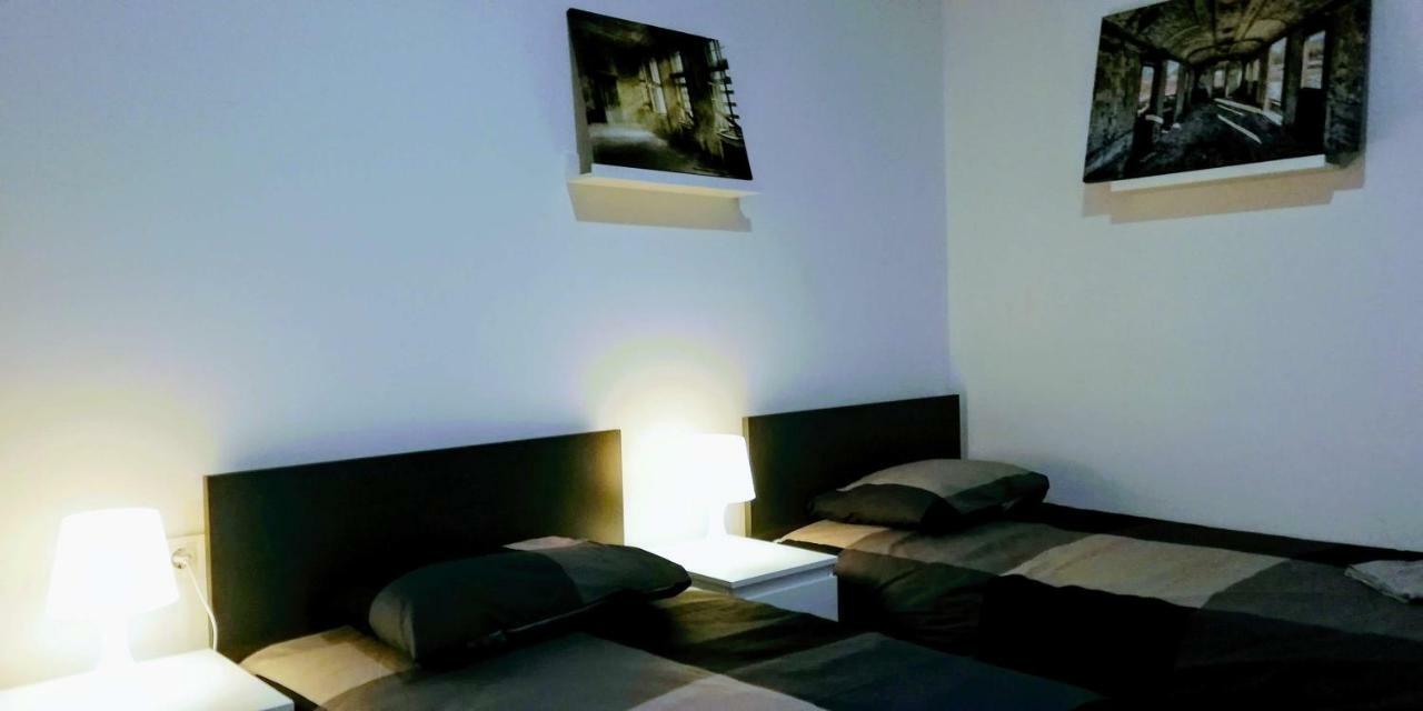 Zpula Center Apartments And Rooms Ngoại thất bức ảnh