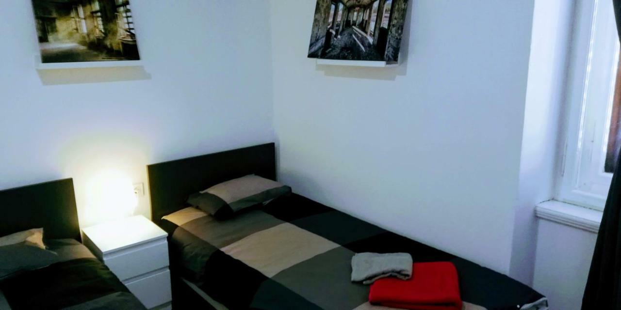 Zpula Center Apartments And Rooms Ngoại thất bức ảnh